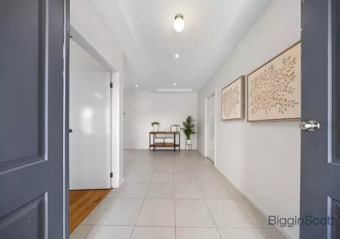 34 Eagleridge Promenade, Tarneit, VIC, Tarneit - Thumbnail 3