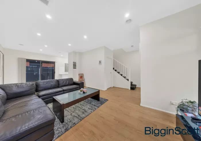 16 Navy Street, Tarneit, VIC, Tarneit - Thumbnail 3