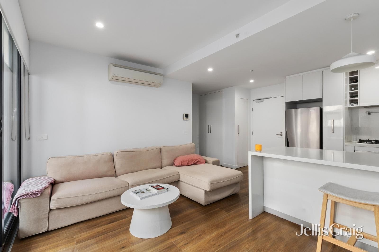 406/70 Batesford Road, Chadstone, Chadstone - Thumbnail 3