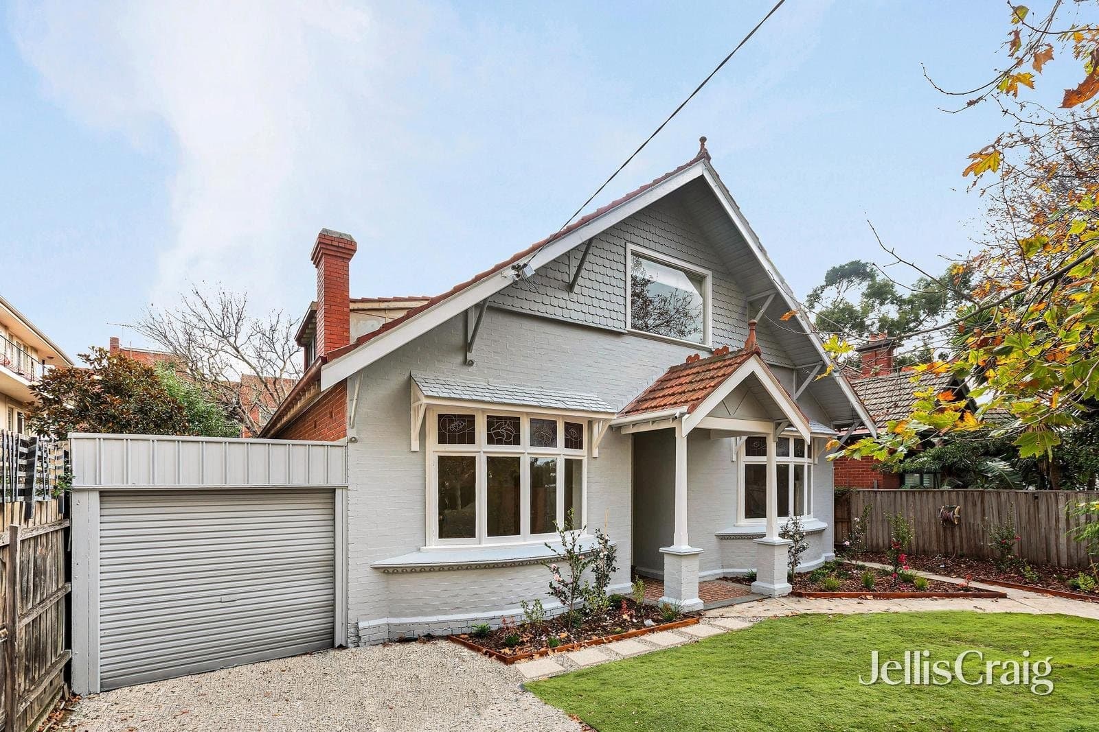 2 Burns Street, Elwood, Elwood - Thumbnail 2