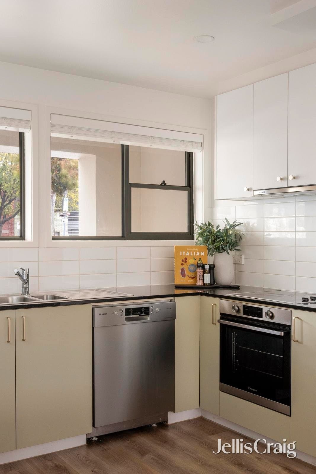 14/1 Villiers Street, North Melbourne, North Melbourne - Thumbnail 6