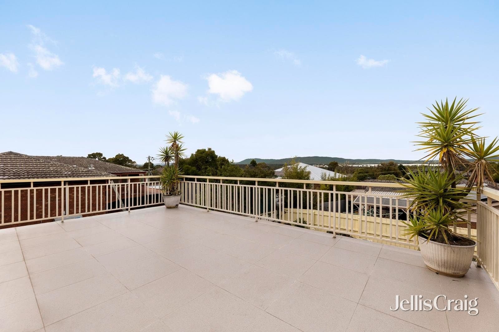 1 Sean Close, Wheelers Hill, Wheelers Hill - Image 1