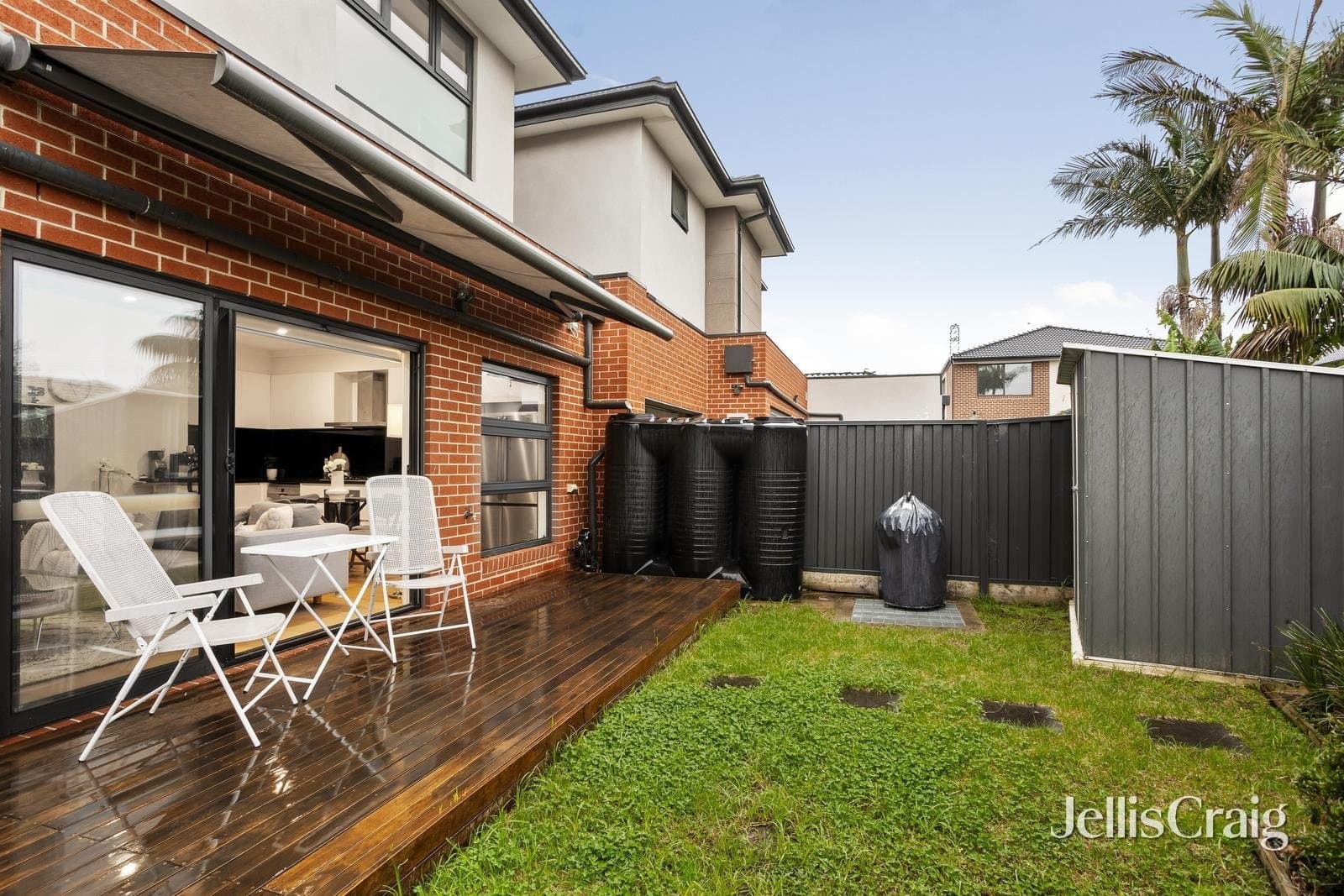 2/2 Ashdale Court, Springvale, Springvale - Image 1