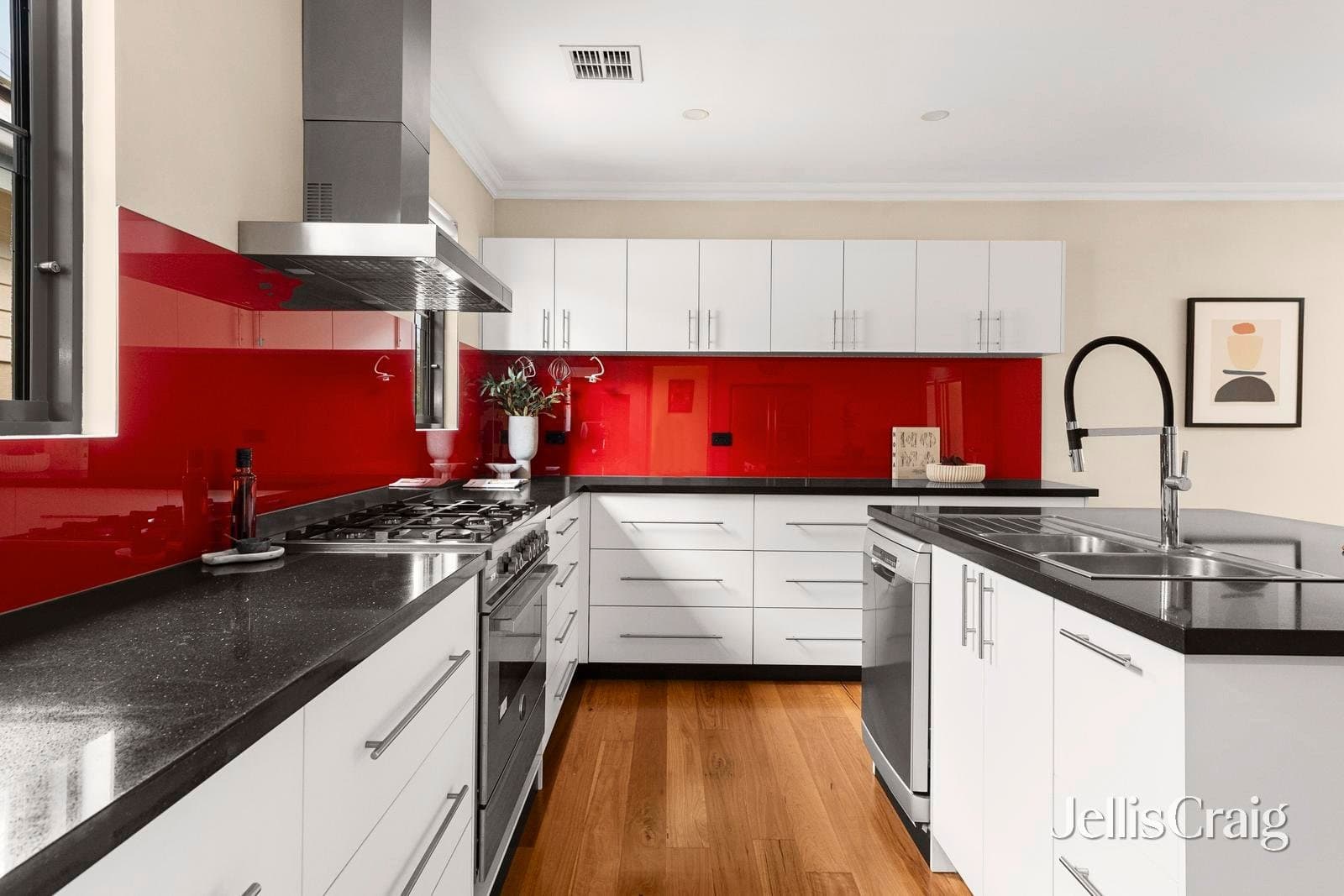 18 Wattletree Road, Hurstbridge, Hurstbridge - Thumbnail 7