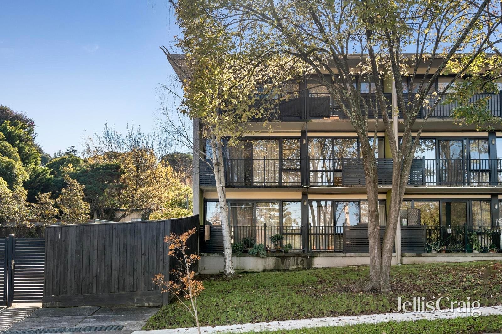 8/53 Kent Avenue, Croydon, Croydon - Image 1