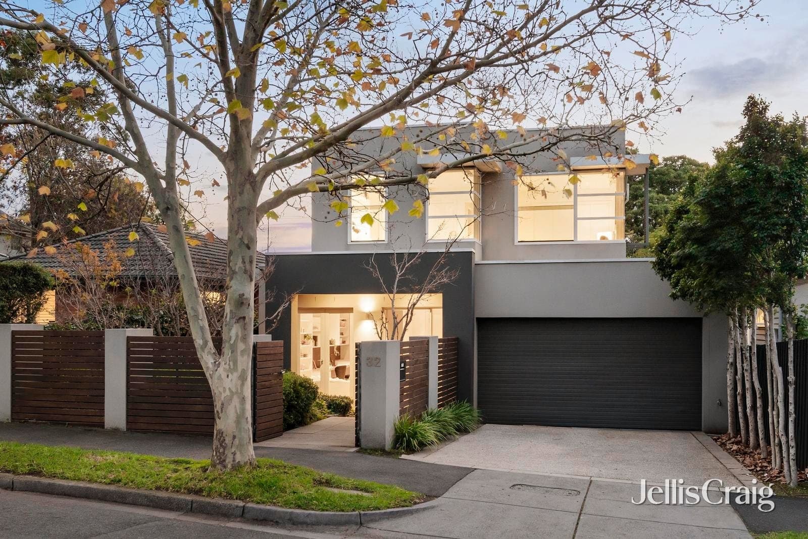32 Illawarra Road, Hawthorn, Hawthorn - Thumbnail 2