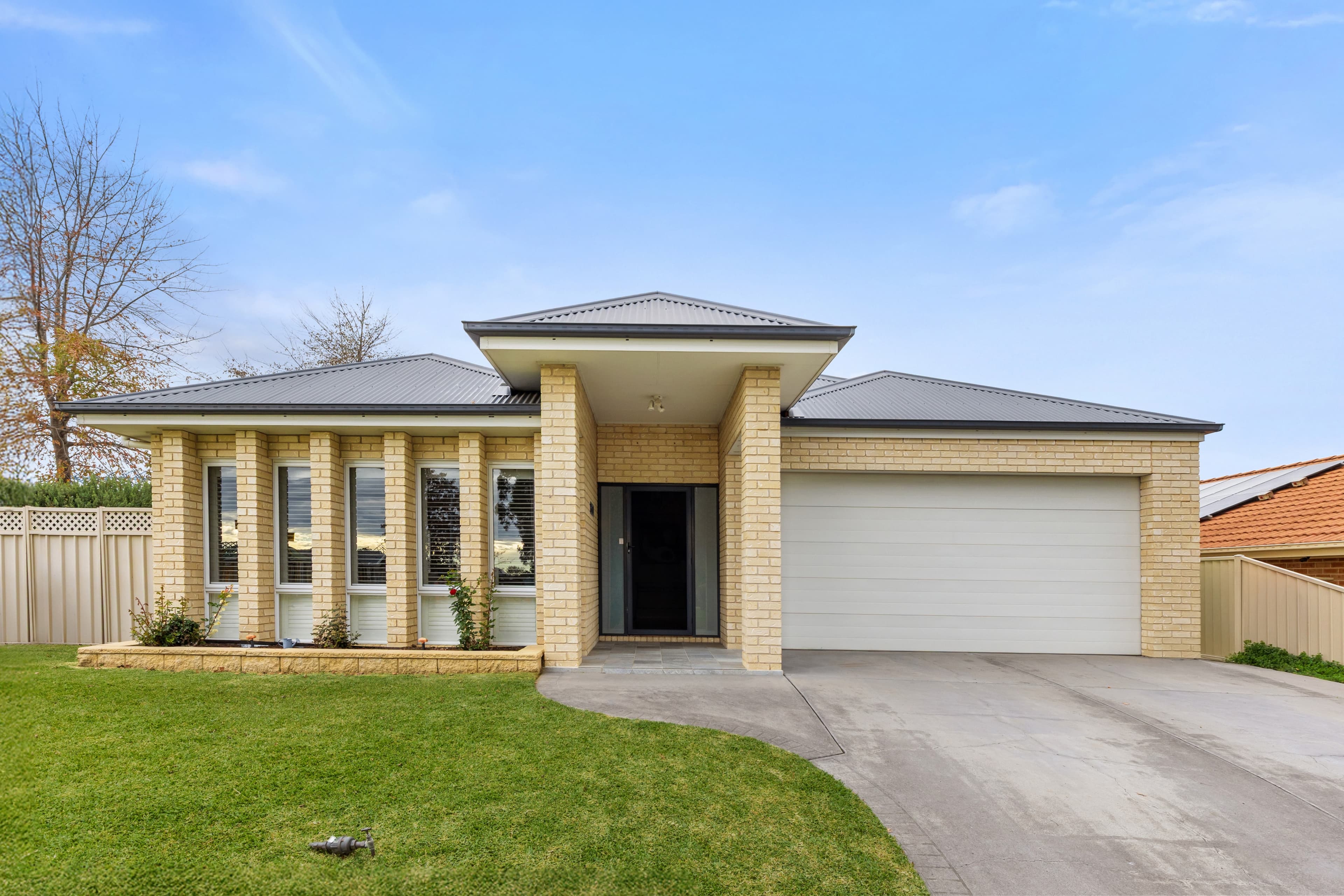 13 Silkwood Avenue, CLAREMONT MEADOWS, Claremont Meadows - Image 1