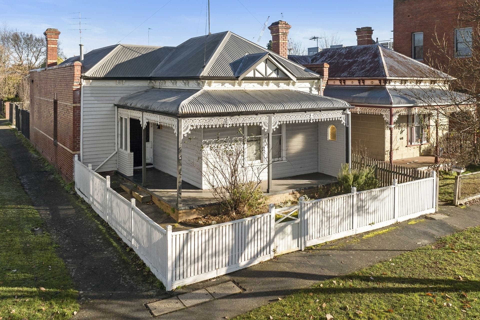 24 Lyons Street South, Ballarat Central, Ballarat Central - Thumbnail 2