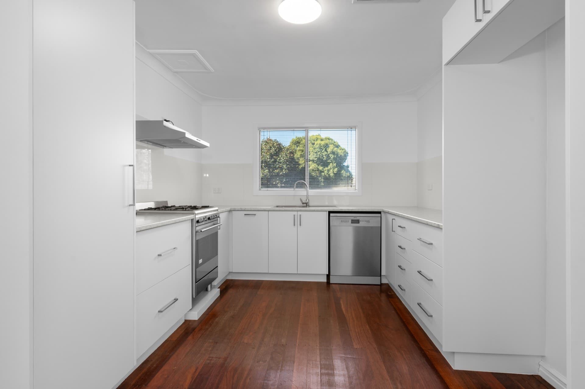 185 Collins Street, Piccadilly - Thumbnail 3
