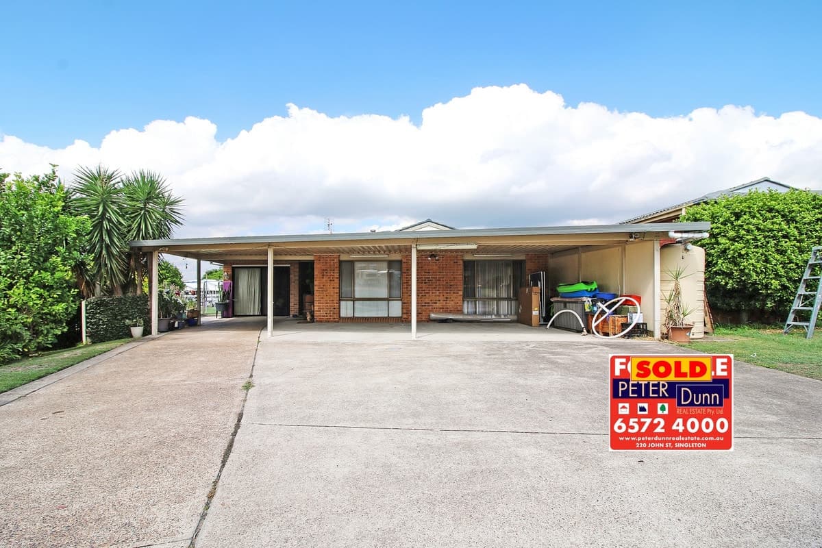 27 O'Halloran Avenue, Singleton NSW 2330, Singleton - Image 1