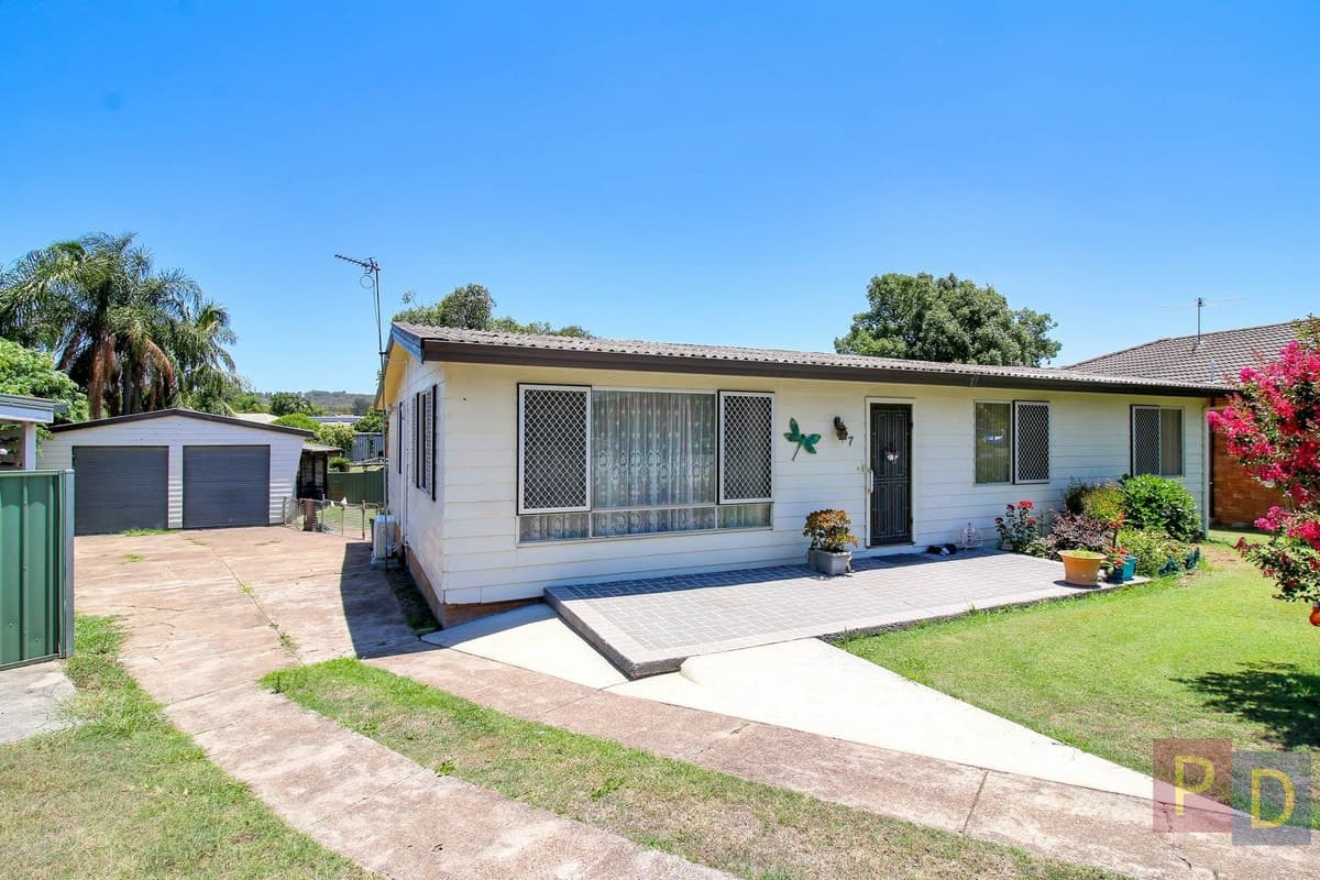 7 Bligh Close, Singleton NSW 2330, Singleton - Thumbnail 2
