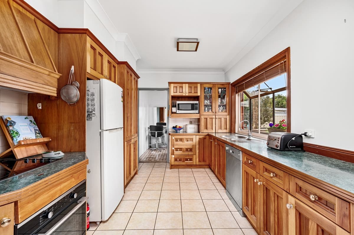 12 Woodward Avenue, Singleton NSW 2330, Singleton - Thumbnail 3