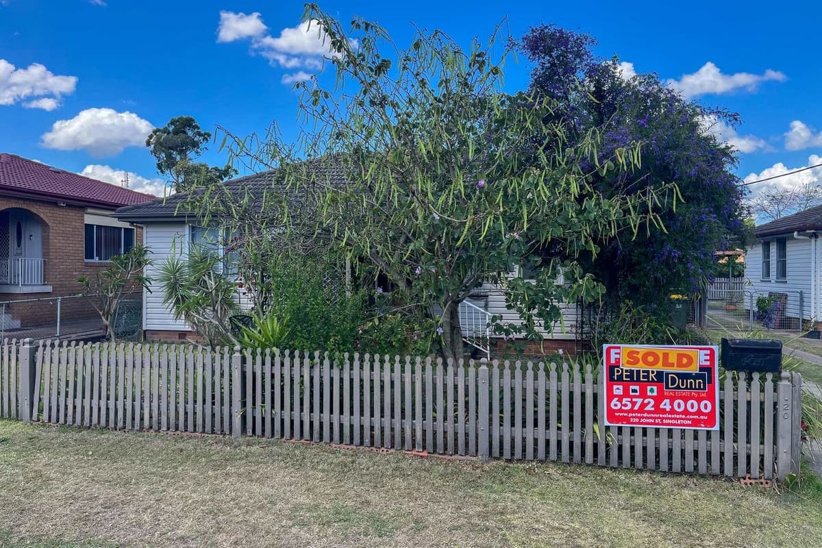 20 Orchard Avenue, SINGLETON NSW 2330, Singleton - Image 1