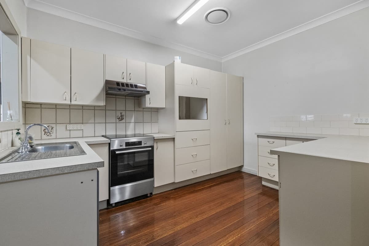 10 Collett Avenue, Singleton NSW 2330, Singleton - Thumbnail 8