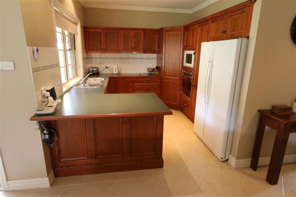 6 McDougall Close, SINGLETON NSW 2330, Singleton - Thumbnail 6