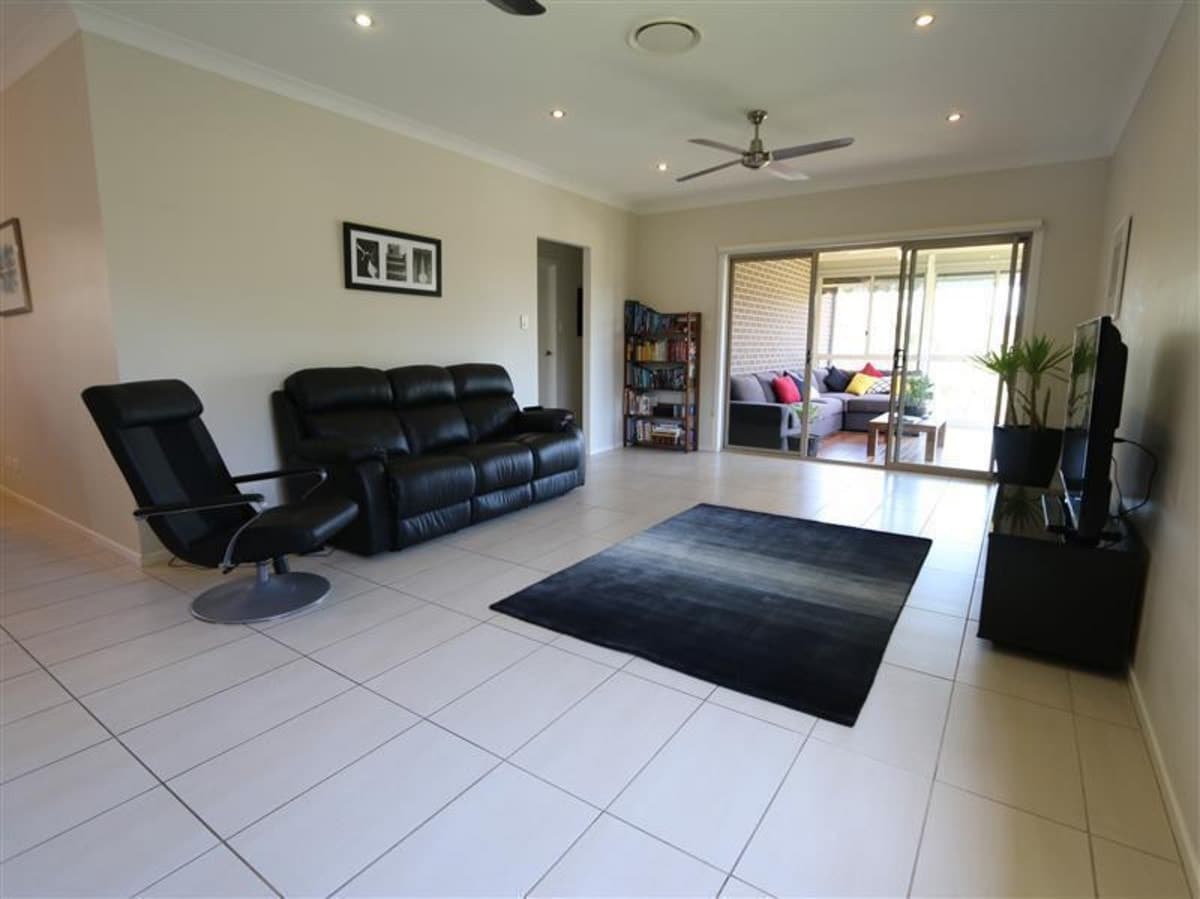 168 McMahon Way, Singleton NSW 2330, Singleton - Thumbnail 2