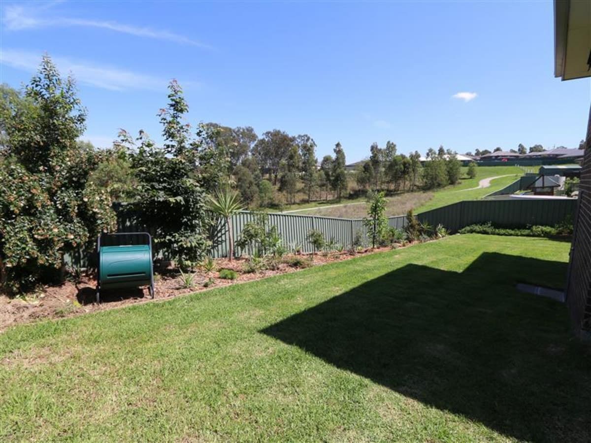 168 McMahon Way, Singleton NSW 2330, Singleton - Thumbnail 4