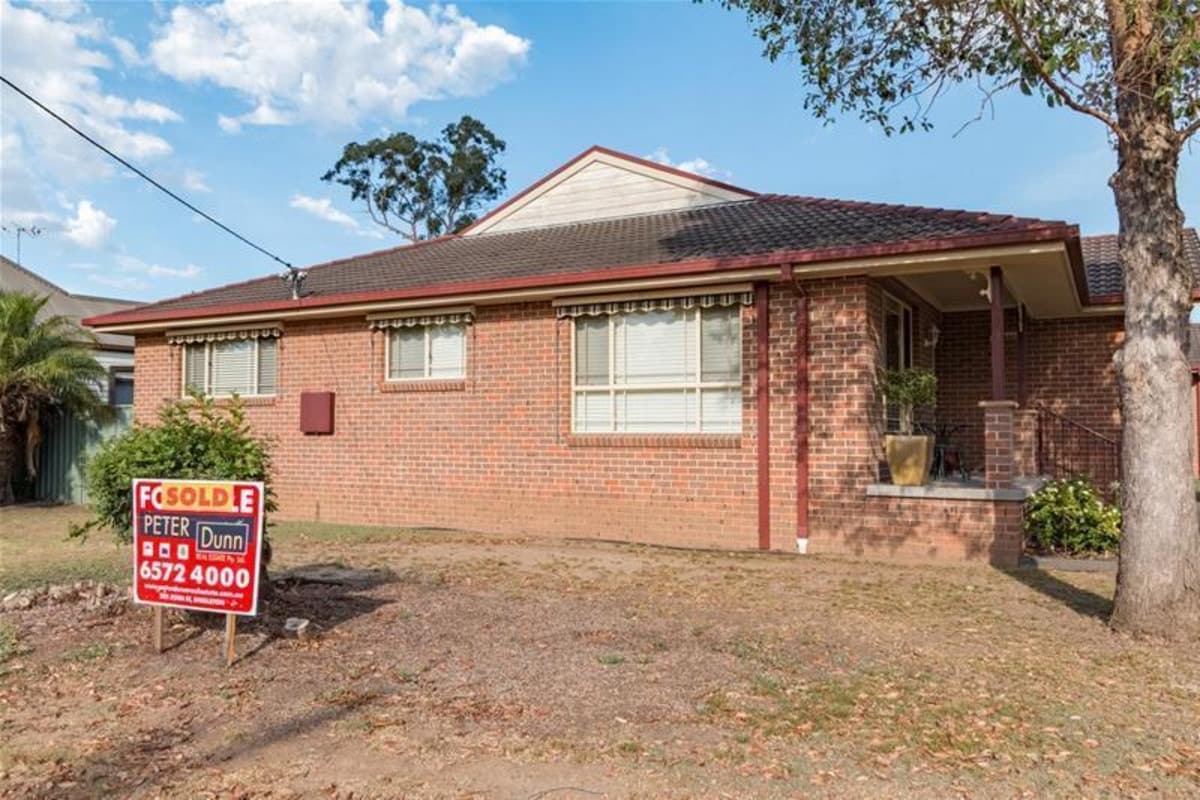 1 / 12 Brisbane Street, SINGLETON NSW 2330, Singleton - Image 1