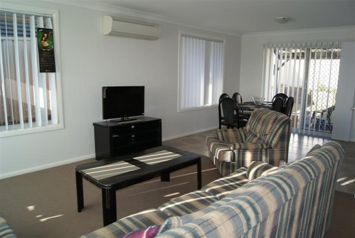 SINGLETON NSW 2330, Singleton - Thumbnail 2