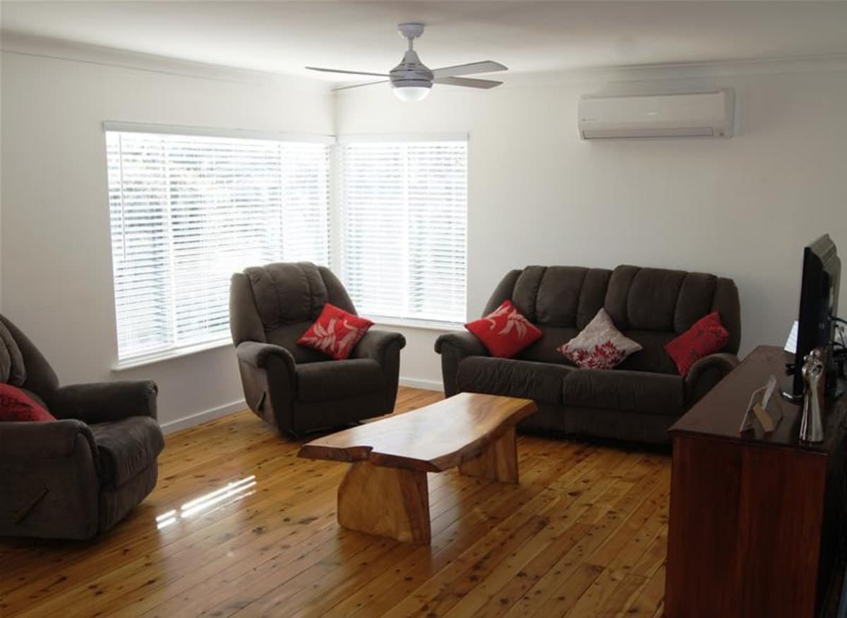 23 Lawson Avenue, SINGLETON NSW 2330, Singleton - Thumbnail 2