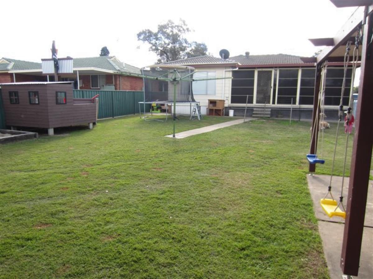 23 Lawson Avenue, SINGLETON NSW 2330, Singleton - Thumbnail 3