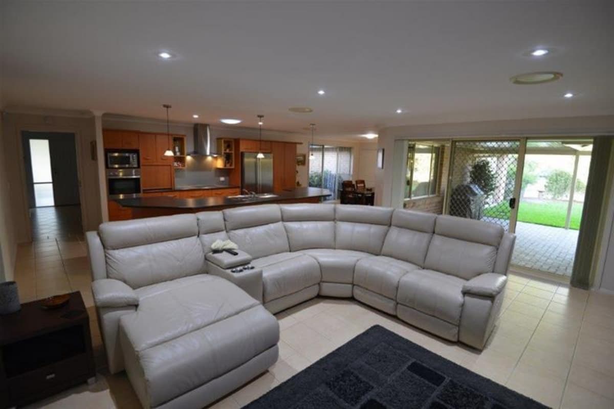 6 Bridle Place, SINGLETON NSW 2330, Singleton - Thumbnail 2