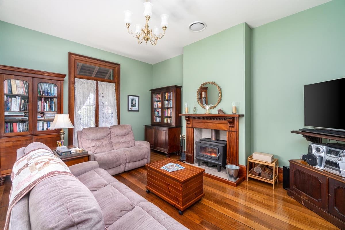 25 Bishopgate Street, SINGLETON NSW 2330, Singleton - Image 1