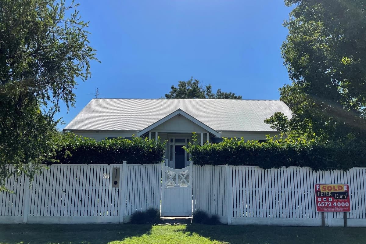 30 Pitt Street, SINGLETON NSW 2330, Singleton - Image 1