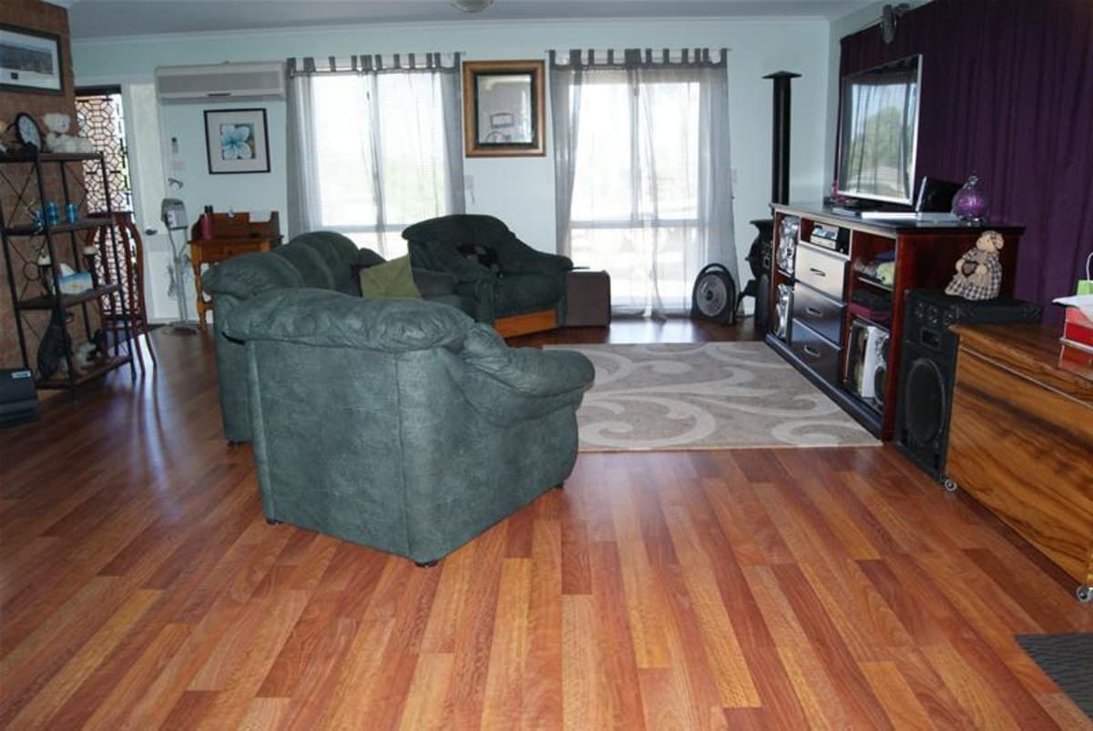 4 Park View Crescent, SINGLETON NSW 2330, Singleton - Thumbnail 2