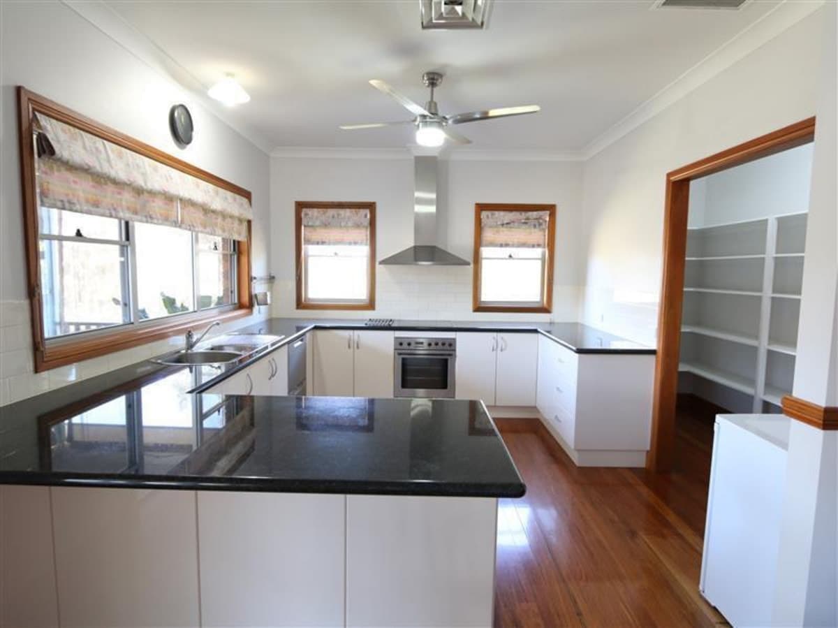 5 Morris Road, SINGLETON NSW 2330, Singleton - Thumbnail 4
