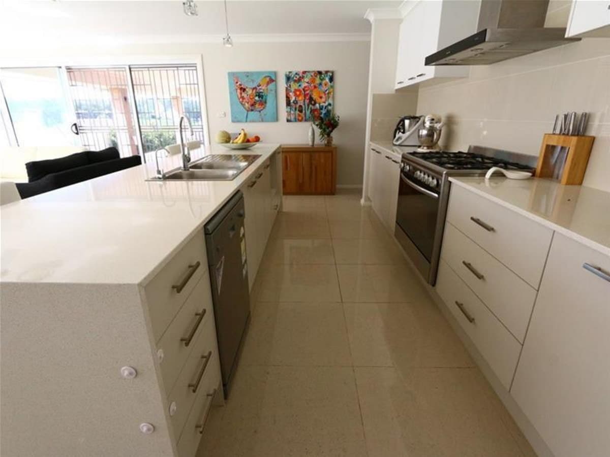 150 Casey Drive, SINGLETON NSW 2330, Singleton - Thumbnail 5