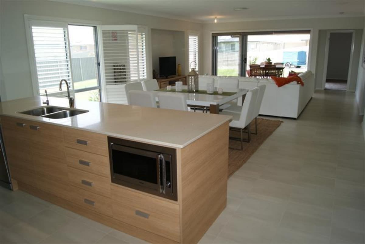 1240 Square Metre Block!!..quiet Cul, Singleton - Thumbnail 2