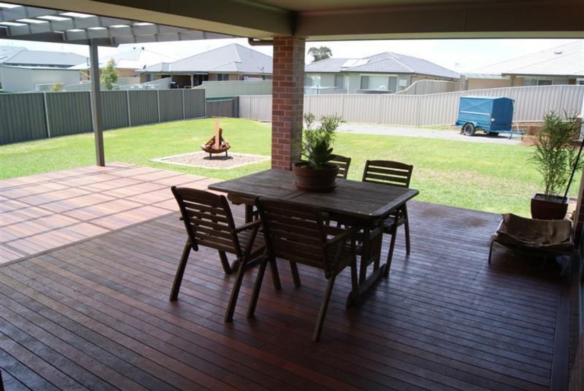 1240 Square Metre Block!!..quiet Cul, Singleton - Thumbnail 4