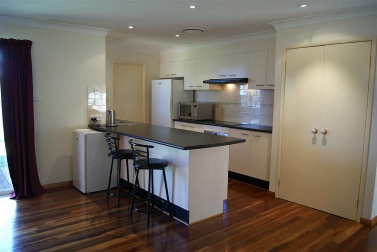 3 Berry Place, SINGLETON NSW 2330, Singleton - Thumbnail 3