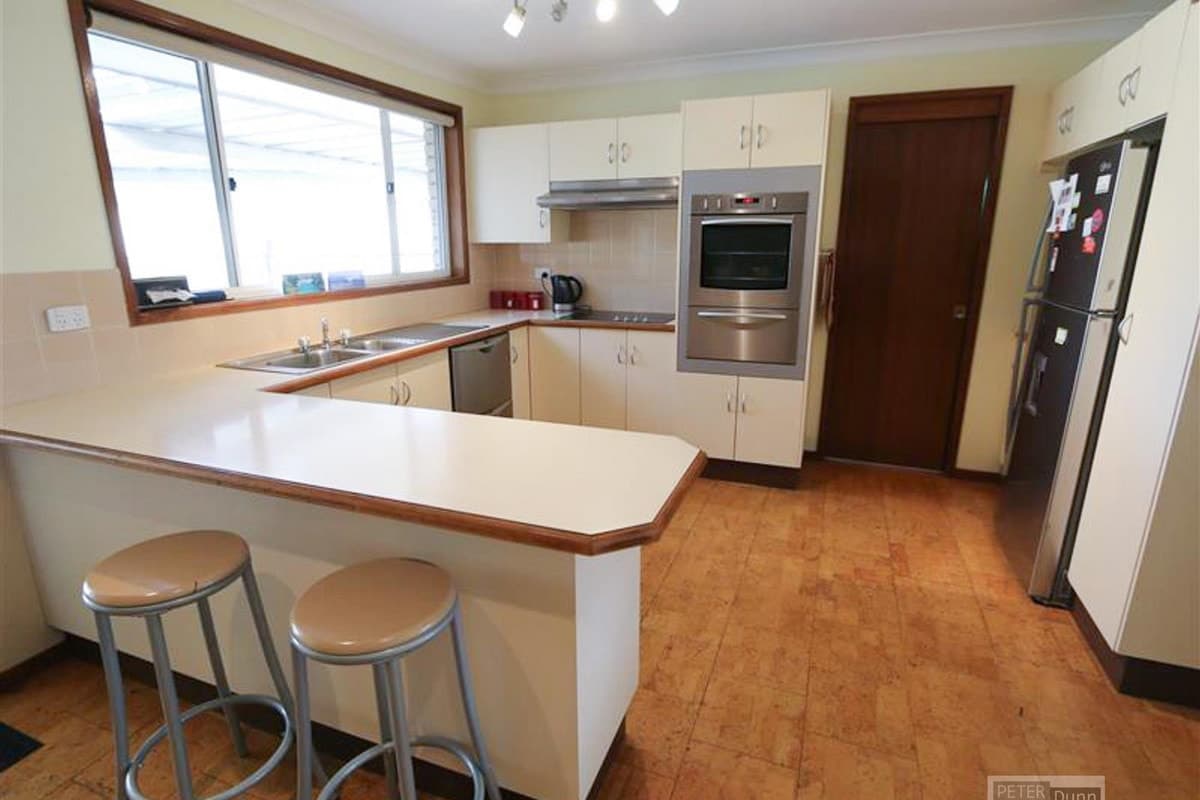 10 Lisbon Close, SINGLETON NSW 2330, Singleton - Thumbnail 4