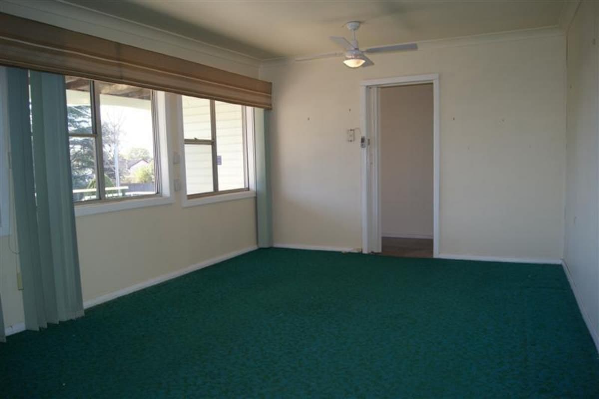 33 Kennedy Street, SINGLETON NSW 2330, Singleton - Thumbnail 2