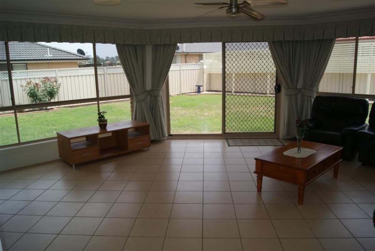 106 Casey Drive, SINGLETON NSW 2330, Singleton - Thumbnail 4
