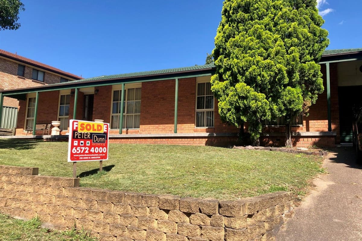 4 Acacia Circuit, SINGLETON NSW 2330, Singleton - Image 1