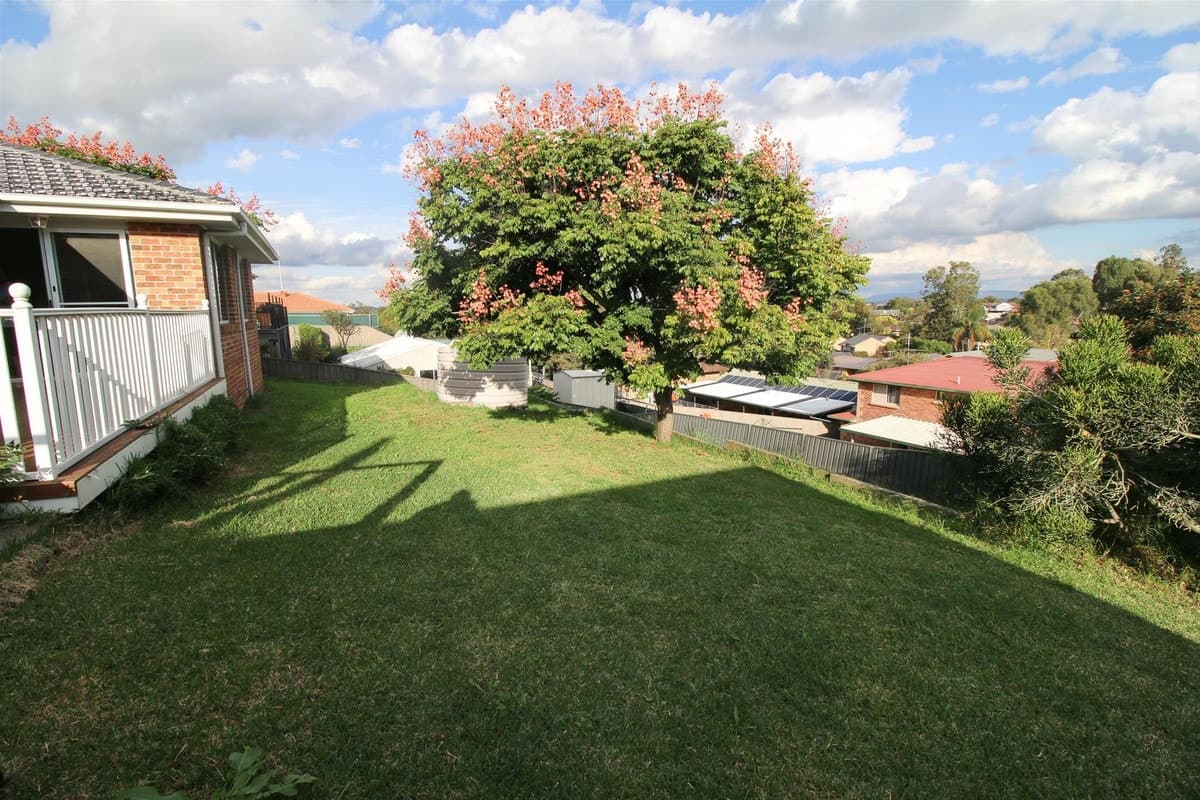 22 Lloyd Jones Drive, SINGLETON NSW 2330, Singleton - Thumbnail 3