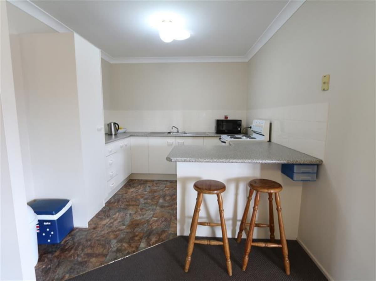 2 / 6 Falkiner Crescent, SINGLETON NSW 2330, Singleton - Thumbnail 4
