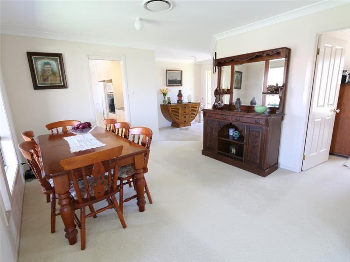 6 Turner Place, SINGLETON NSW 2330, Singleton - Thumbnail 2