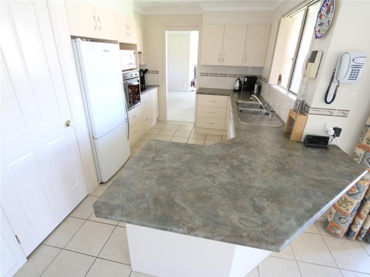 6 Turner Place, SINGLETON NSW 2330, Singleton - Thumbnail 4