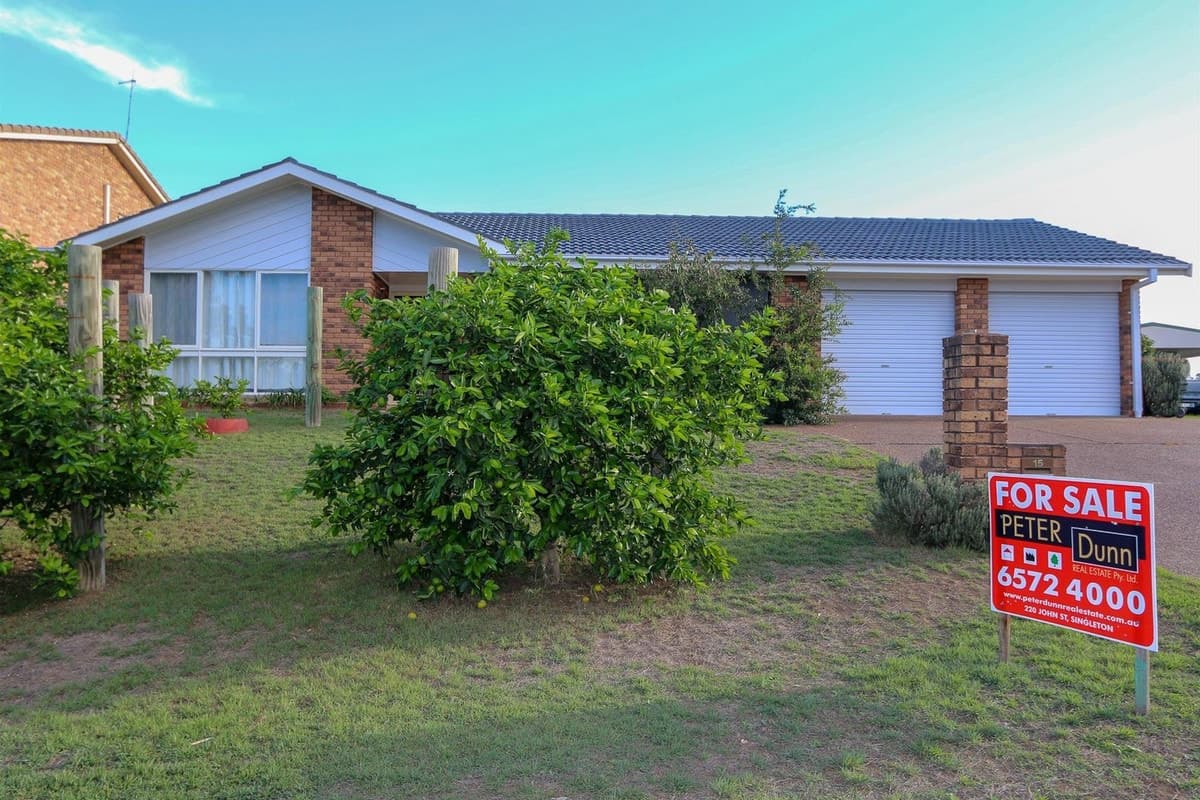 15 Wilmot Place, SINGLETON NSW 2330, Singleton - Image 1