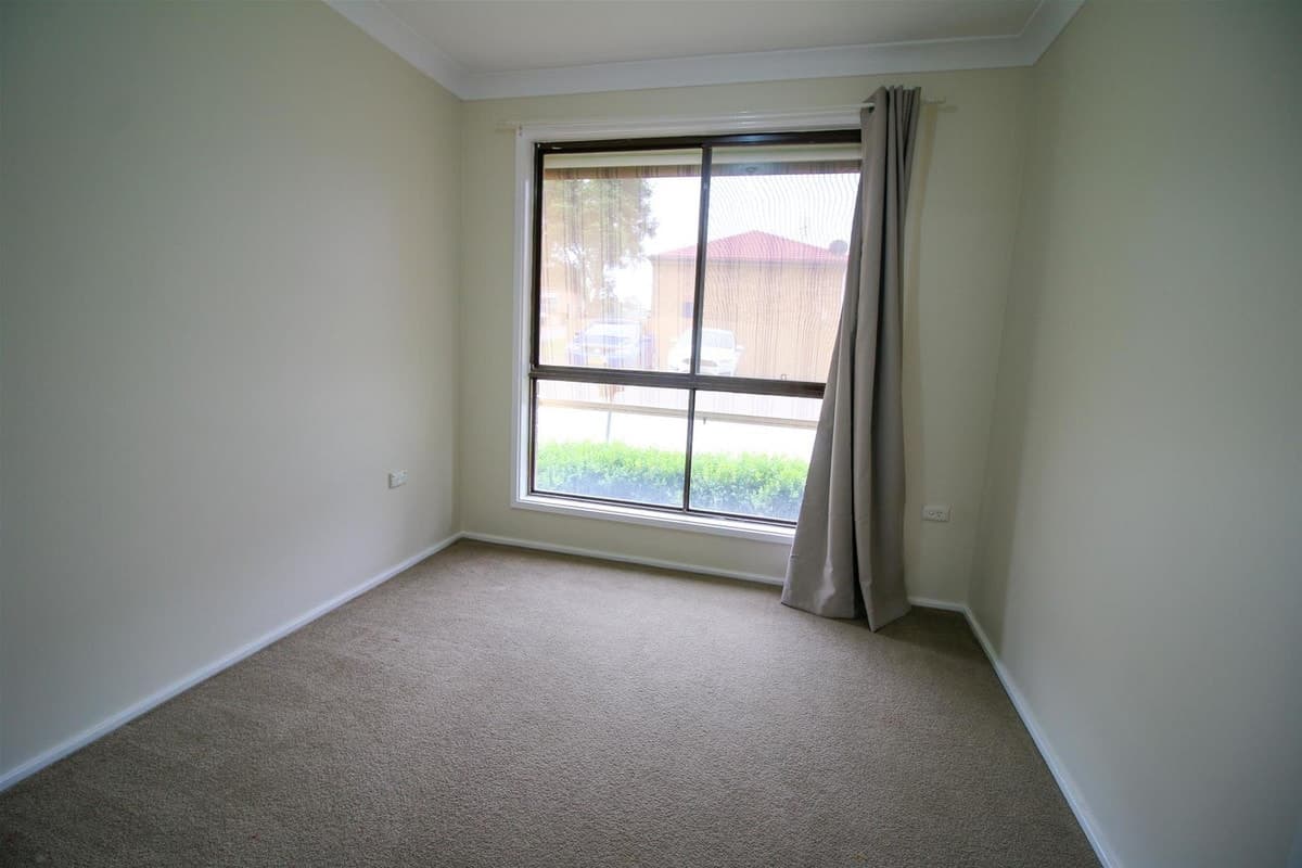 2 Fontana Way, SINGLETON NSW 2330, Singleton - Thumbnail 5