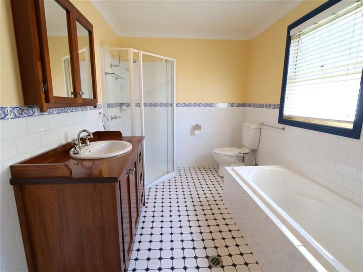 20 Maitland Road, SINGLETON NSW 2330, Singleton - Thumbnail 5