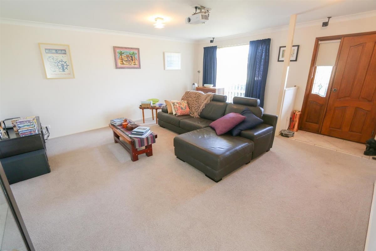4 Monterey Road, SINGLETON NSW 2330, Singleton - Thumbnail 3