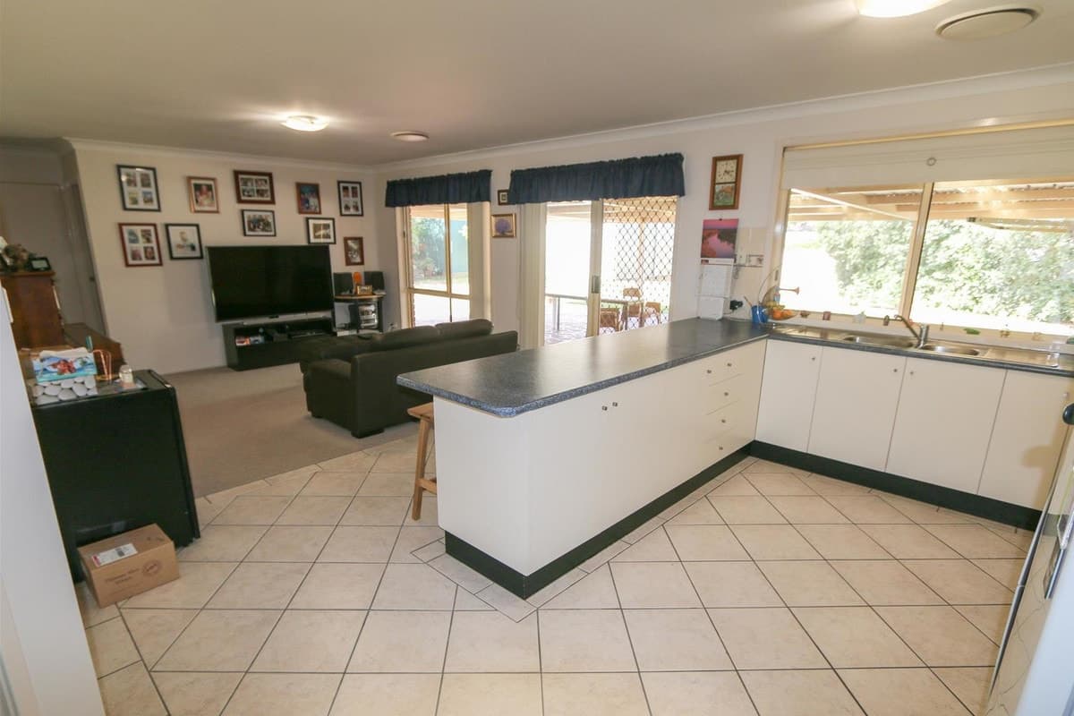 4 Monterey Road, SINGLETON NSW 2330, Singleton - Thumbnail 4