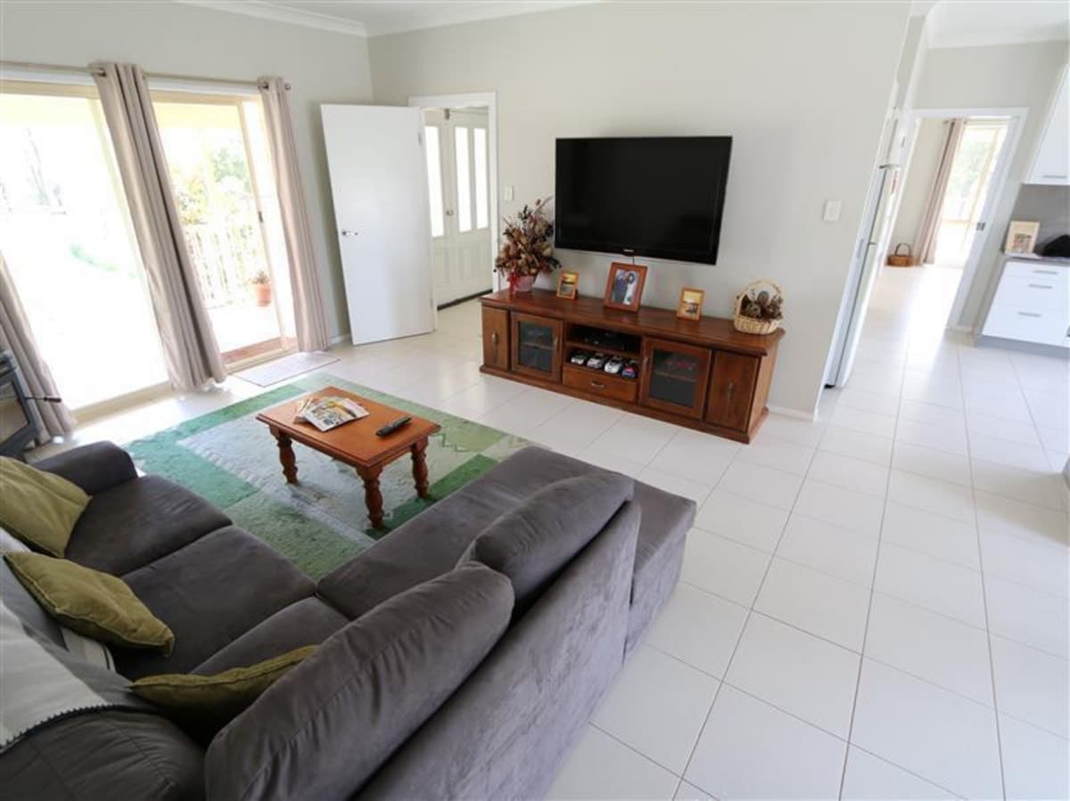 22 Lester Close, SINGLETON NSW 2330, Singleton - Thumbnail 4
