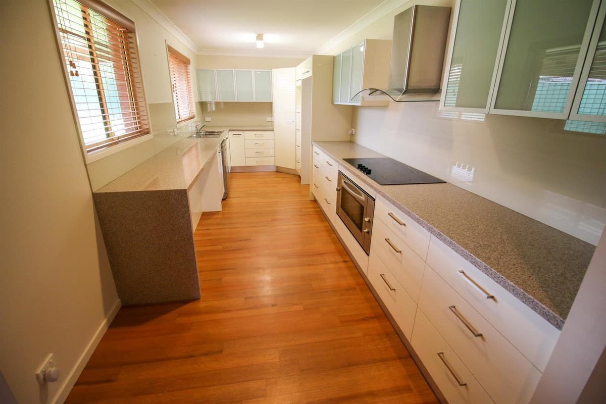3 Cox Place, SINGLETON NSW 2330, Singleton - Thumbnail 2