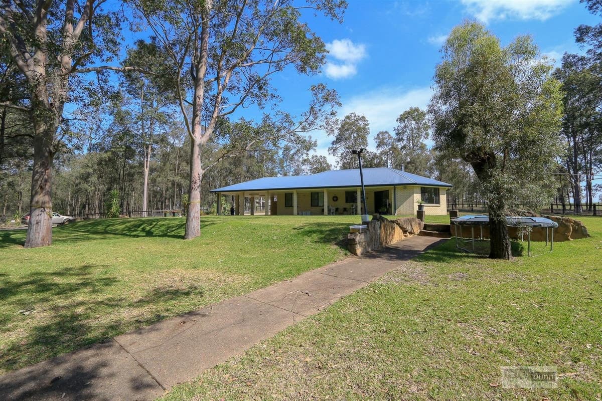 33 Belmadar Way, SINGLETON NSW 2330, Singleton - Image 1